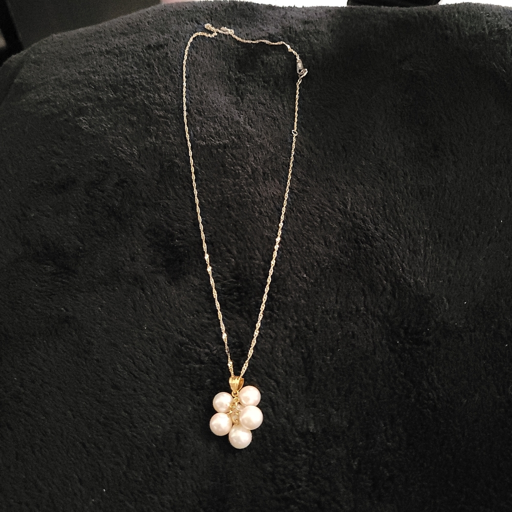 💎SOLD💎18K Gold Necklace with authentic Akoya Pearls